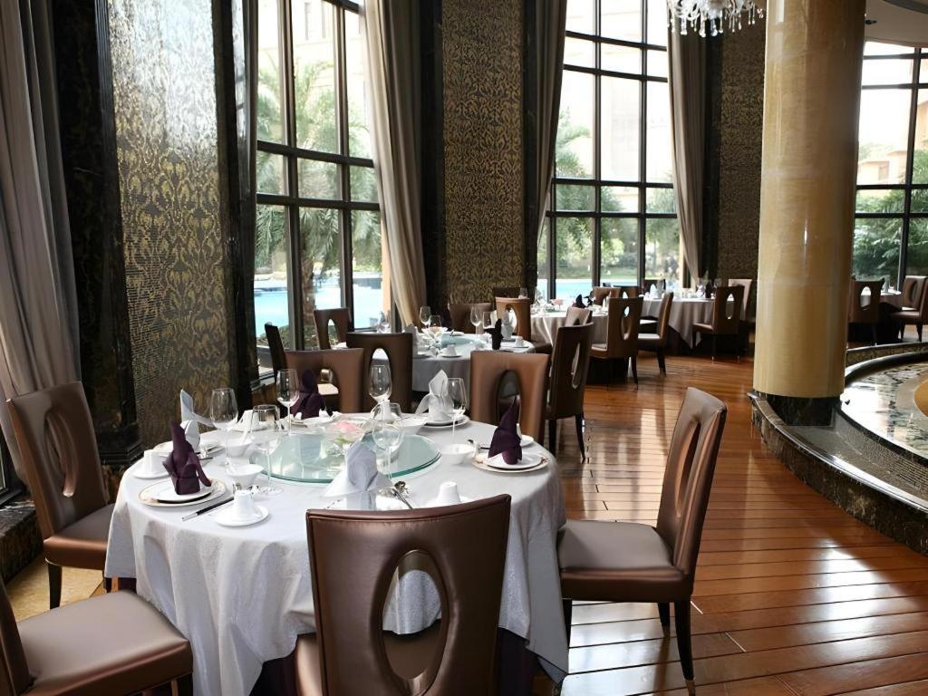Chateau Starriver Guangzhou Peninsula Eksteriør billede